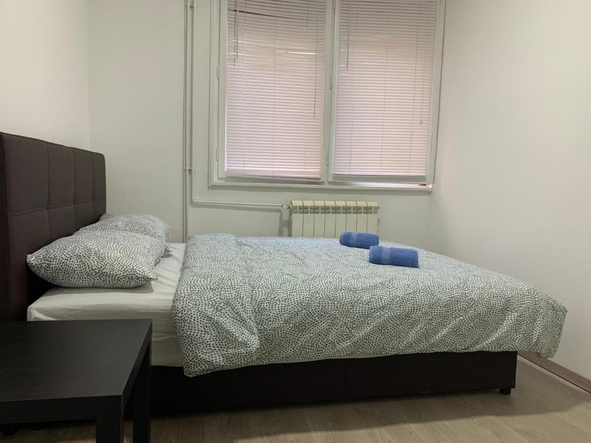 Private Rooms Belgrade Hostel エクステリア 写真