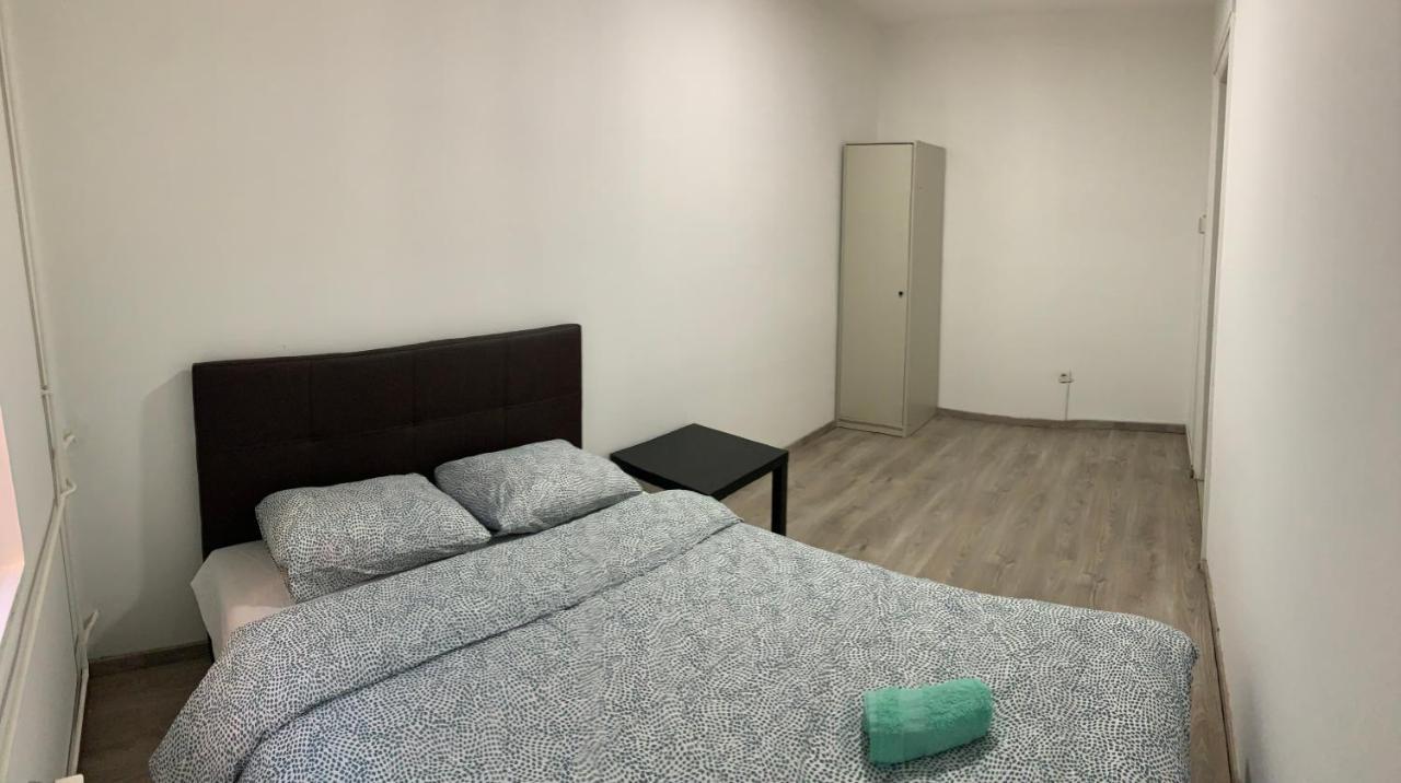 Private Rooms Belgrade Hostel エクステリア 写真