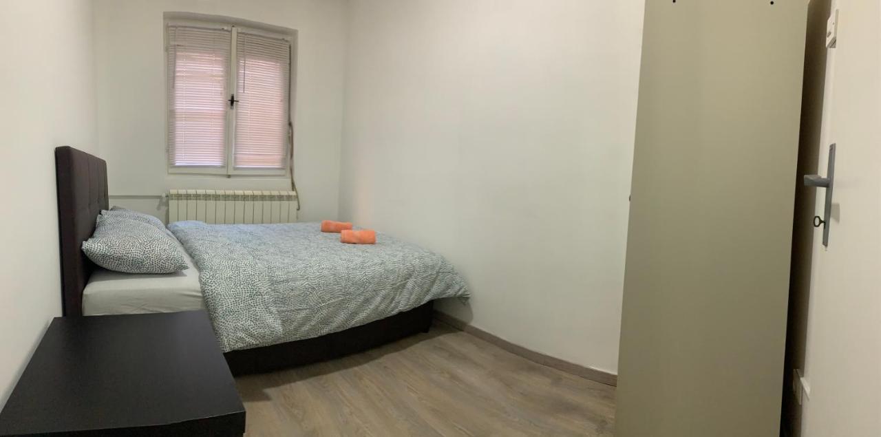 Private Rooms Belgrade Hostel エクステリア 写真
