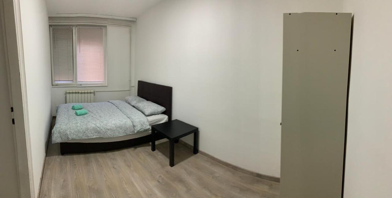 Private Rooms Belgrade Hostel エクステリア 写真